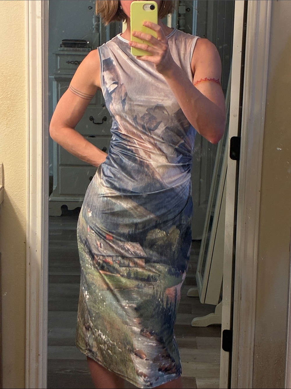 Landscape scenic pastoral print graphic body con velvet velour midi dress size M - Picture 2 of 11